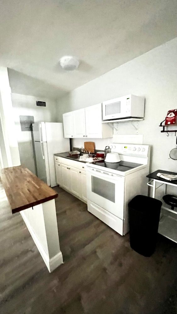 undefined The Leeward Apartments By Lowkl 7