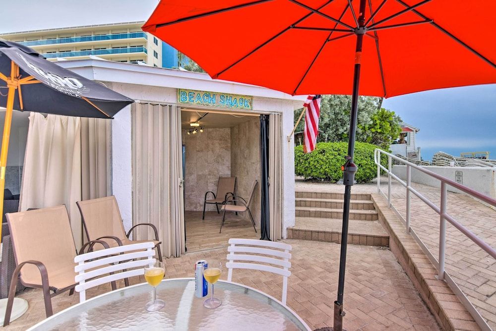 undefined Oceanfront Luxury 2/2 Condo w/ Amazing Views! 8