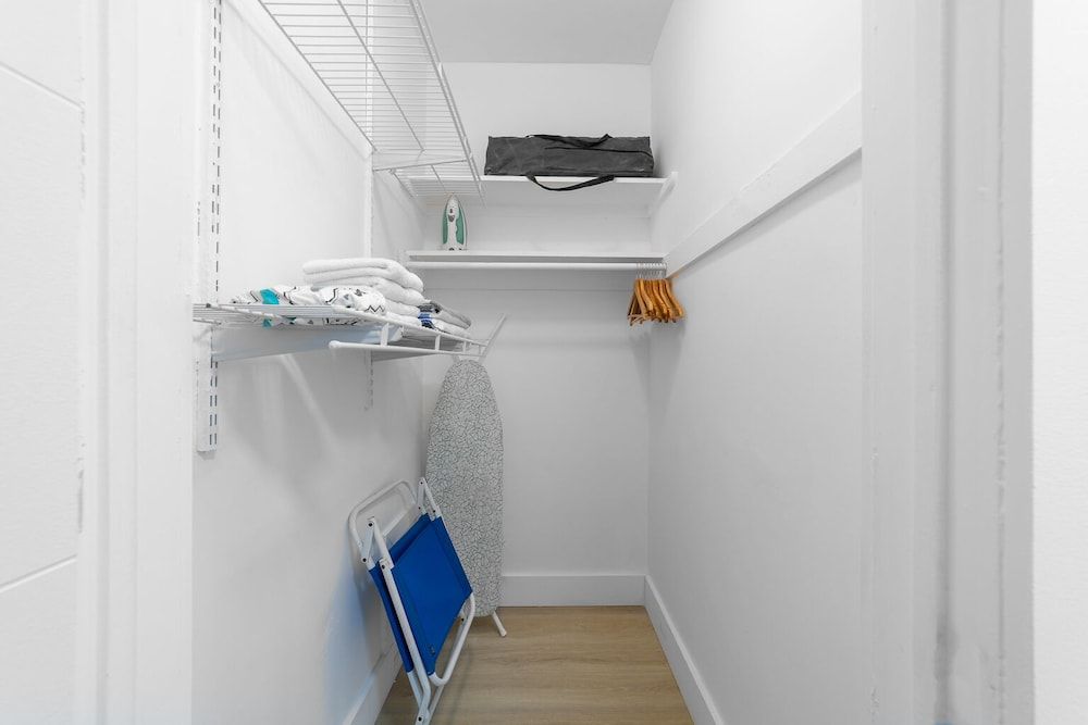 The Blue Parrot Deluxe Apartment 15