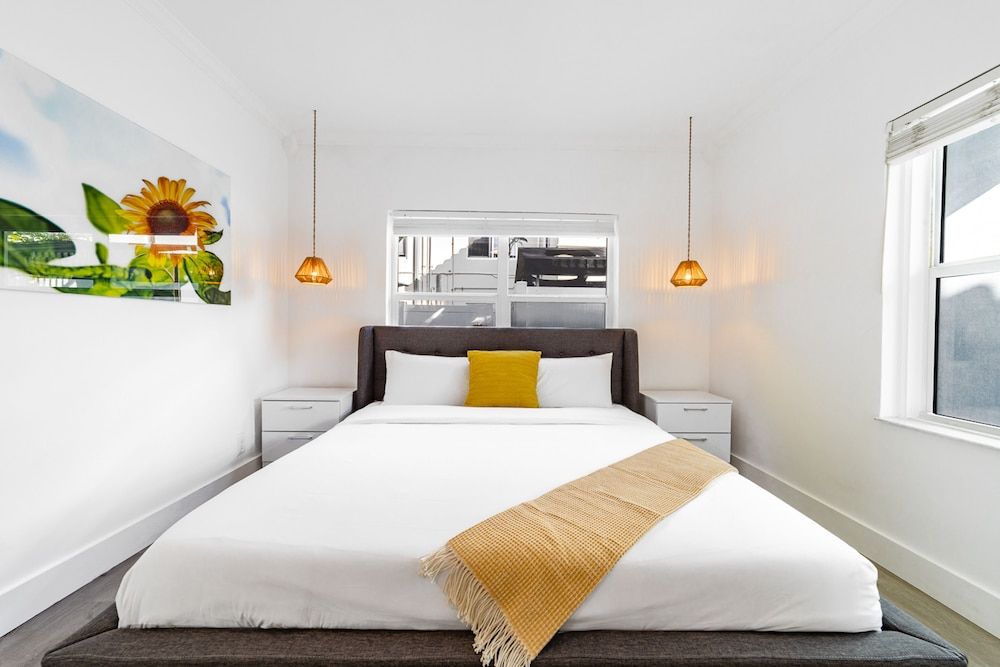 The Blue Parrot Superior Apartment 2