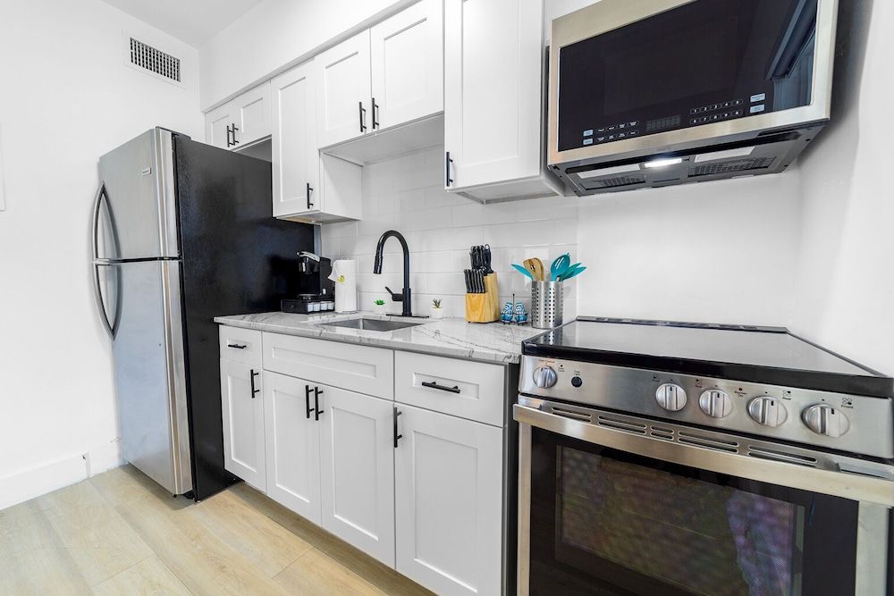 The Blue Parrot Deluxe Apartment 9