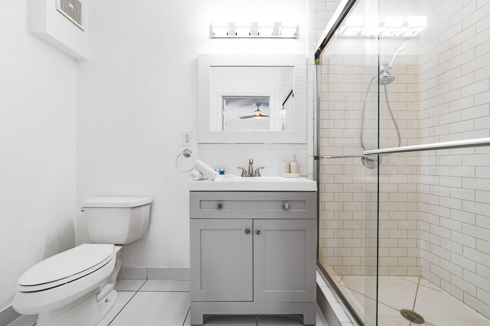 The Blue Parrot Superior Apartment 6