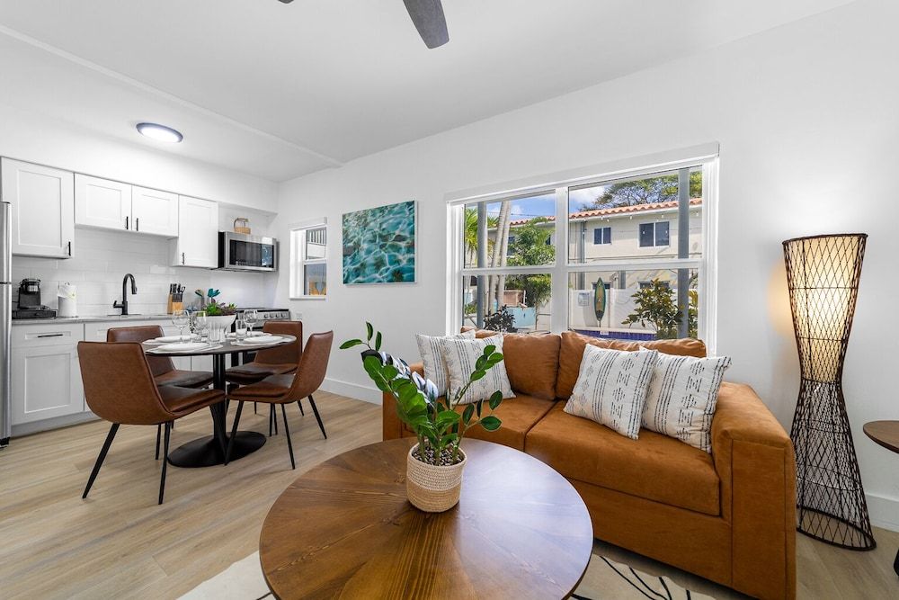 The Blue Parrot Deluxe Apartment 2