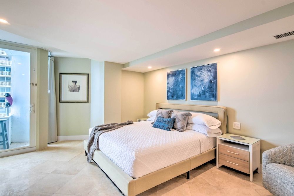 undefined Oceanfront Luxury Renovated Resort Getaway! 2