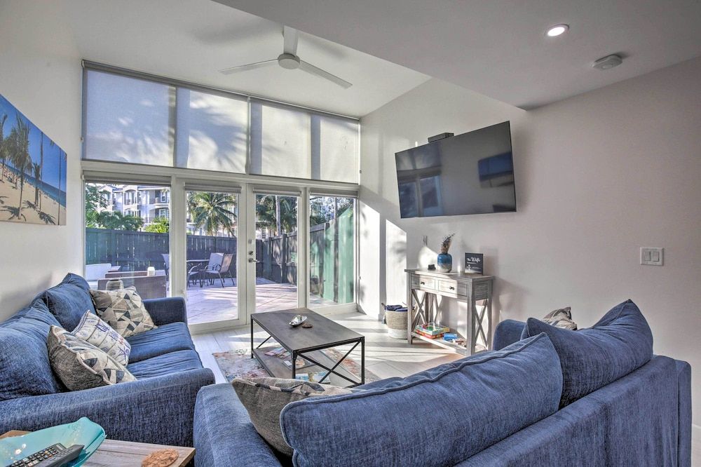 undefined Canal-front Condo: Walk to Downtown Ft Lauderdale! 6