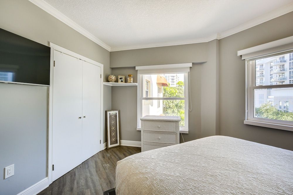 undefined Fort Lauderdale Vacation Rental: Walk to Beach! 4