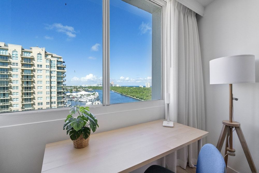 Avi Lux Stay Luxury Apartment, Non Smoking, Ocean View 7