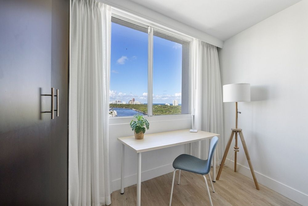 Avi Lux Stay Luxury Apartment, Non Smoking, Ocean View 6