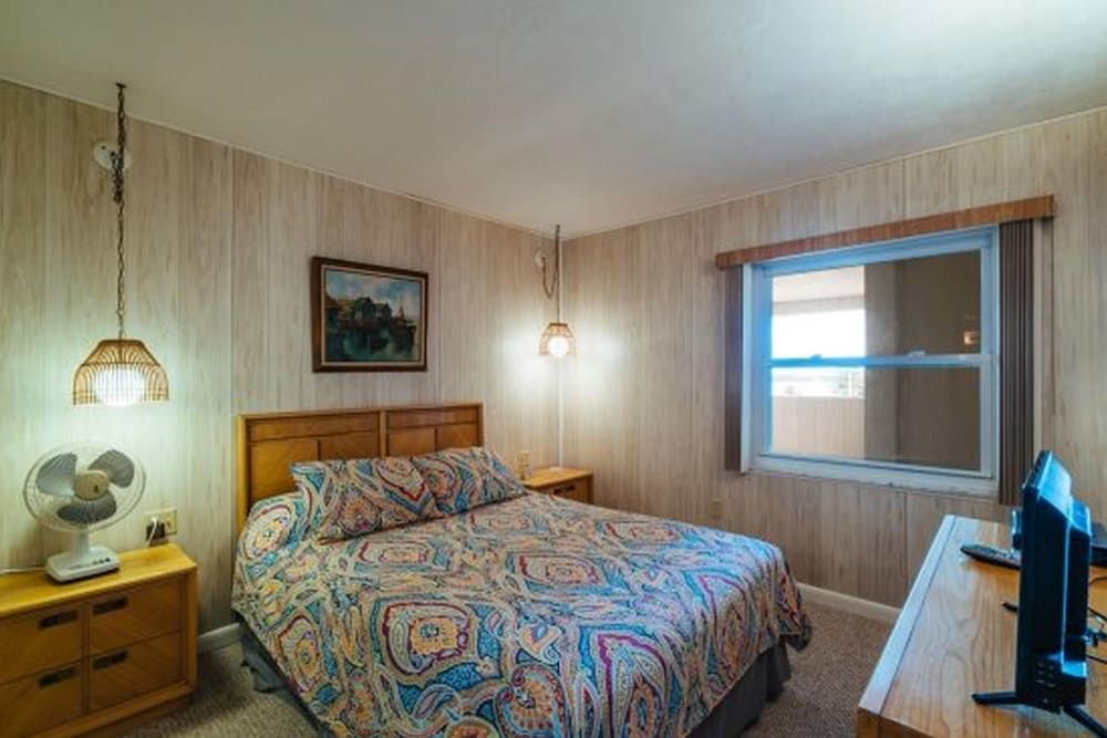 Condo, 2 Bedrooms