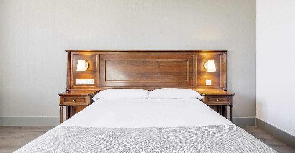 Hotel ILUNION Las Lomas Single Room 7