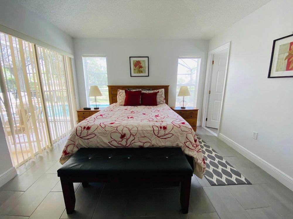 House, 2 Queen Beds (Hali's Southern Dunes Vacation Home )