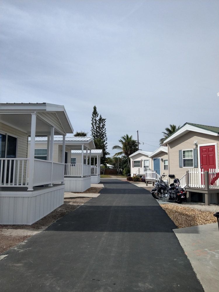 Caribbean Shores Bungalows