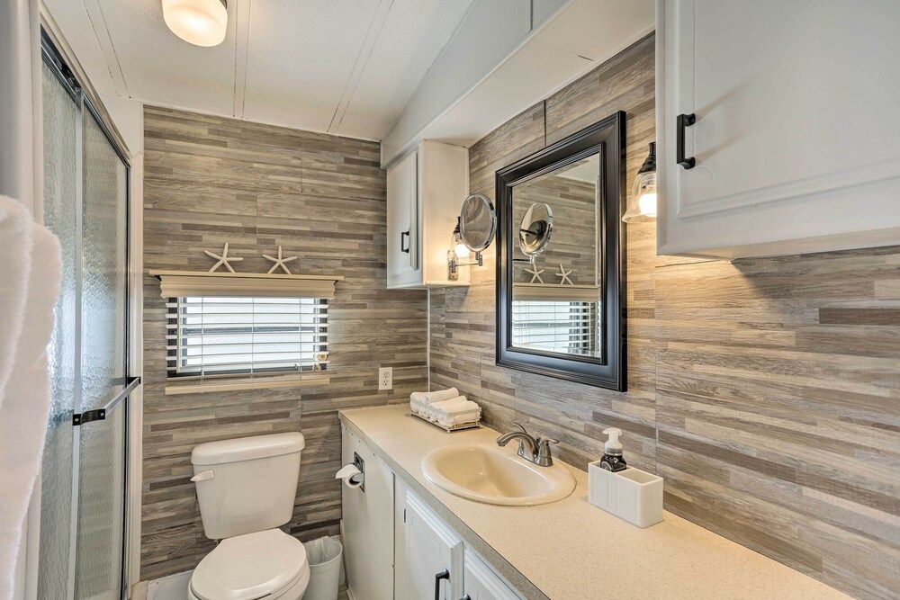 Jensen Beach Home w/ Private Beach Access!