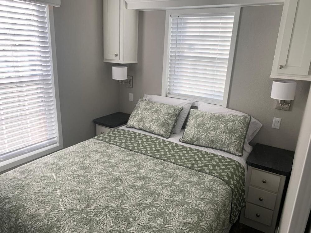 Deluxe Bungalow