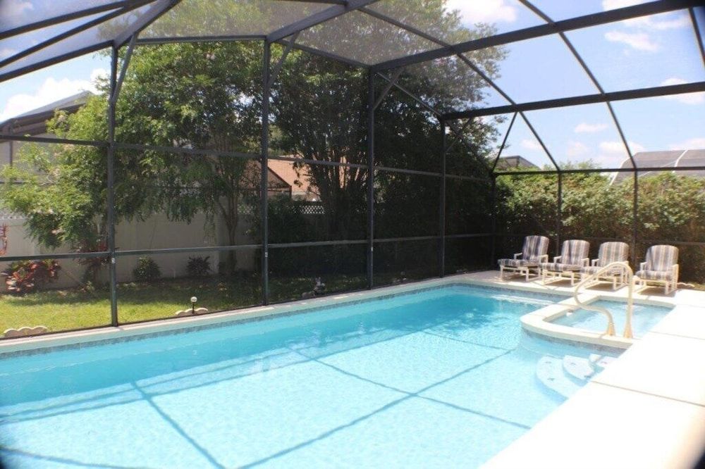 undefined Sun Kissed Delight! Lovely Pool & Spa! 4 Bedroom Home by RedAwning 5