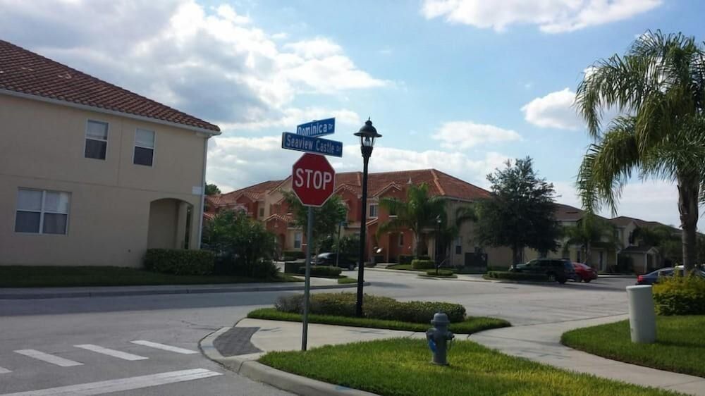 Villa Morais - Compass Bay House 13