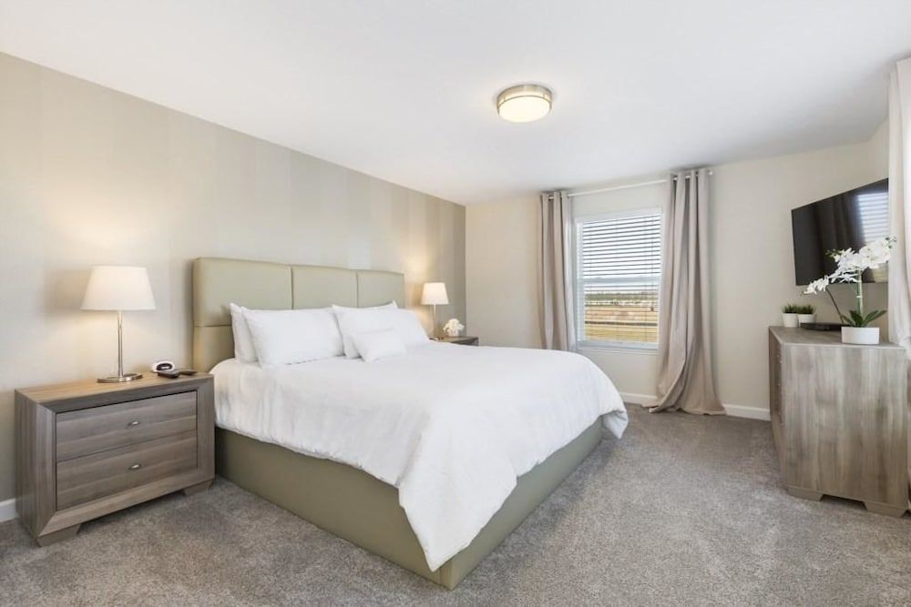 Villa Dream - Storey Lake House, Multiple Beds (Villa Dream - Storey Lake) 3