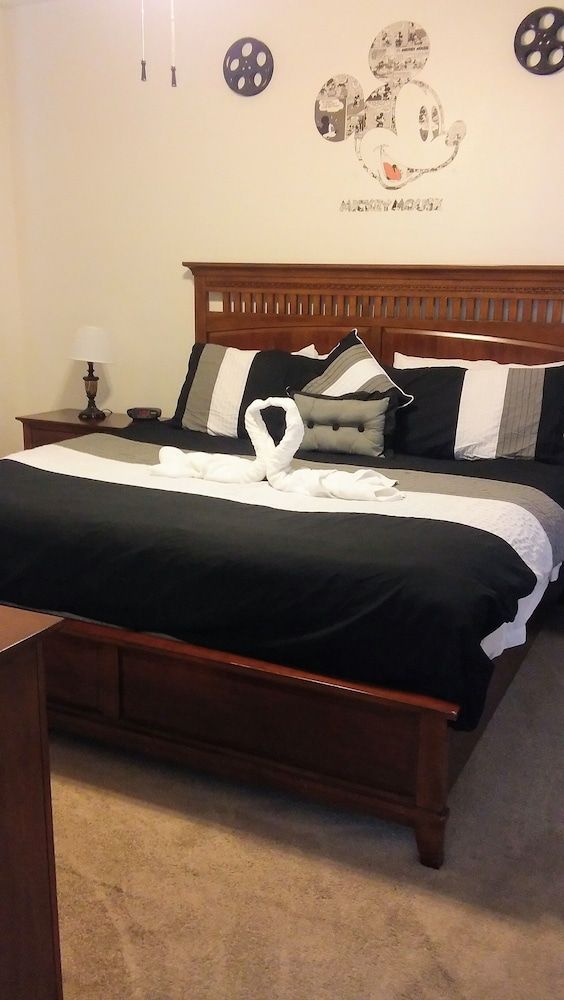 undefined Formosa Gardens Area Pool Homes by SVV 5