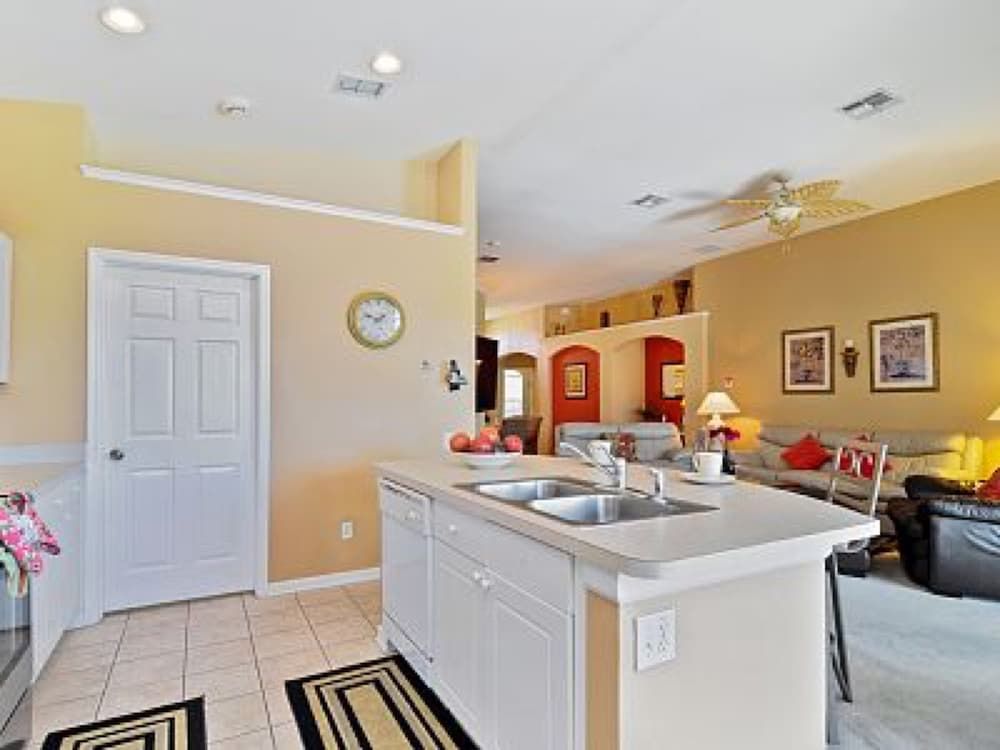 undefined 4BR 3BA Home in Windsor Palms by CV-8115 5