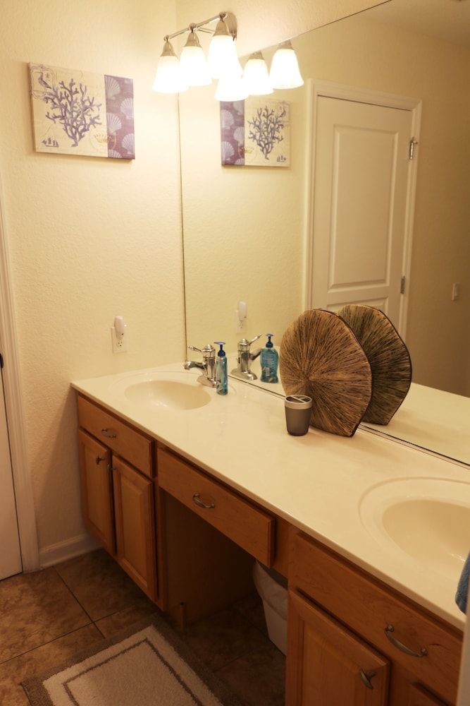 6BR 4BA Home in Windsor Hills by CV-2534 Villa, 6 Bedrooms, Private Pool 17