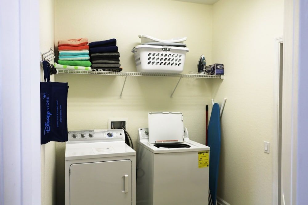 6BR 4BA Home in Windsor Hills by CV-2534 Villa, 6 Bedrooms, Private Pool 12