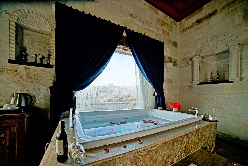 Private Spa Tub