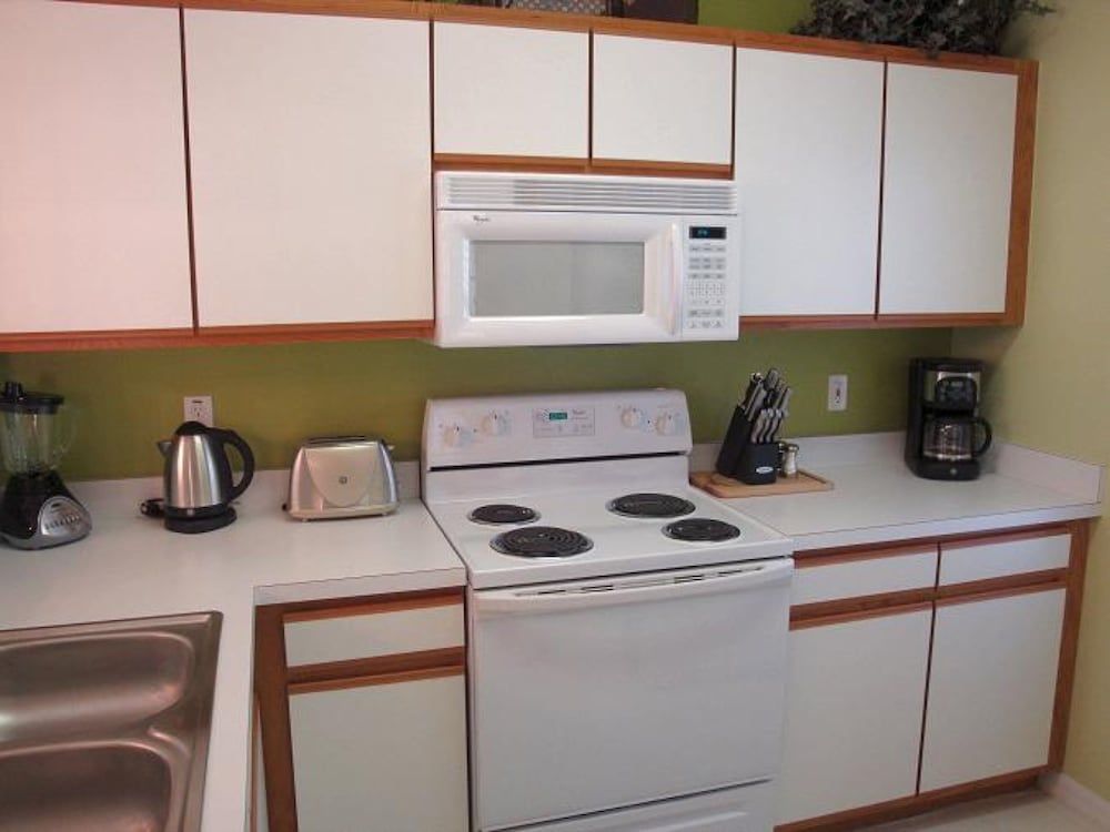 3BR 2.5BA Home in Emerald Island Resort by CV-8479 House, 3 Bedrooms 14