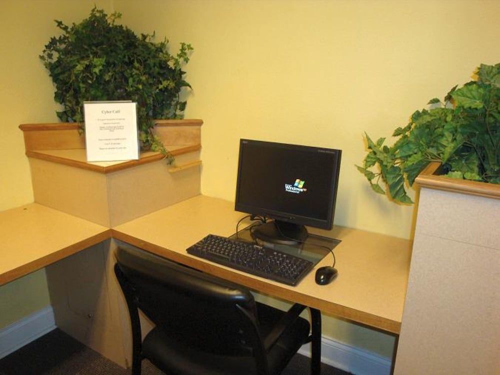 undefined 3BR 2.5BA Home in Emerald Island Resort by CV-8479 10