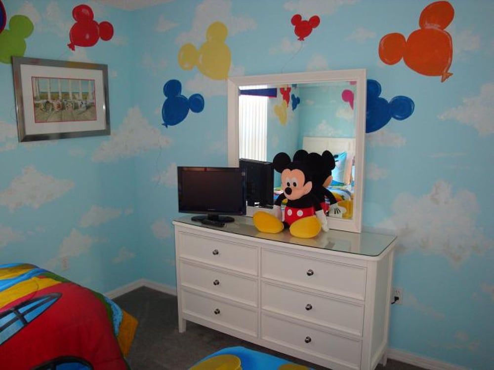 3BR 2.5BA Home in Emerald Island Resort by CV-8479 House, 3 Bedrooms 5