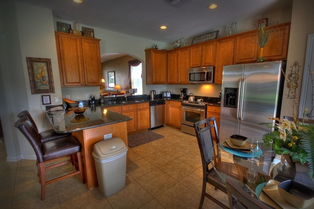 6BR 4BA Home in Windsor Hills by CV-2579 Villa, 6 Bedrooms, Private Pool 13