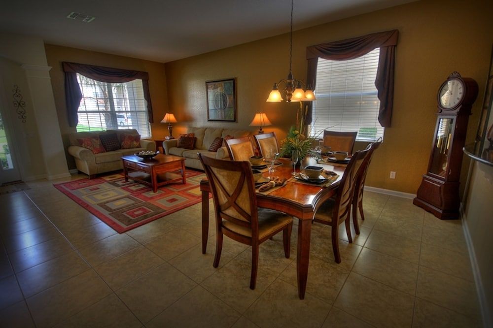 6BR 4BA Home in Windsor Hills by CV-2579 Villa, 6 Bedrooms, Private Pool 11