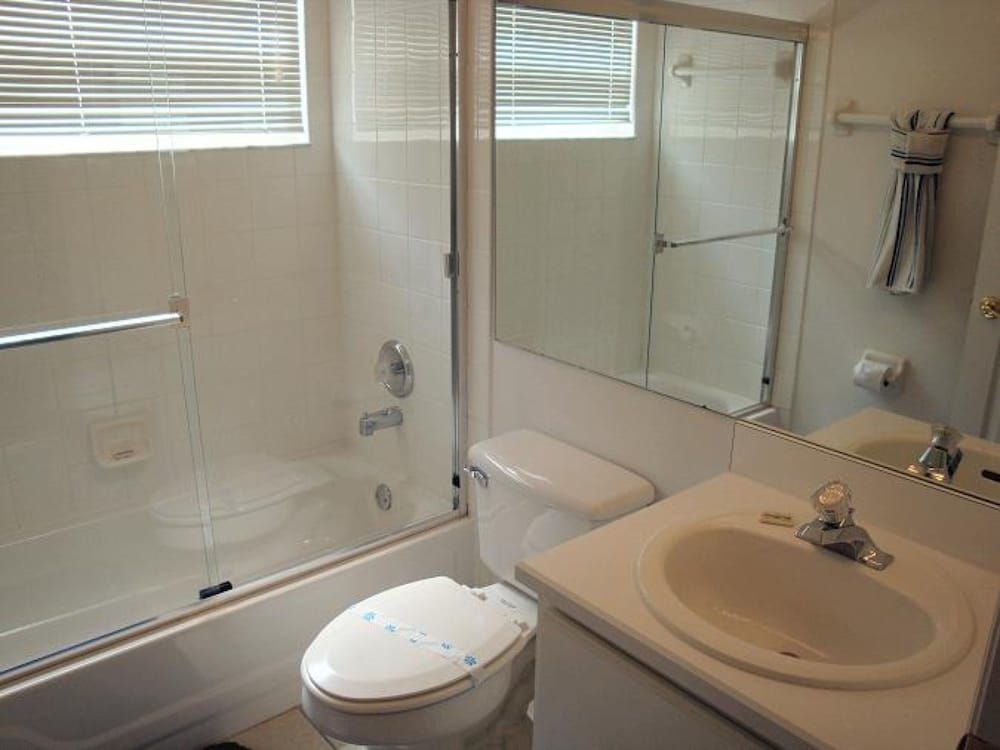 4BR 3BA Home in Indian Creek by CV-2635 House, 4 Bedrooms, Private Pool 29