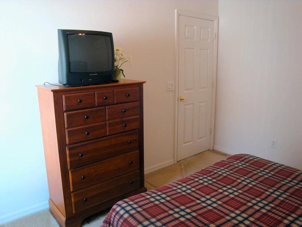 undefined 4BR 3BA Home in Indian Creek by CV-2635 8