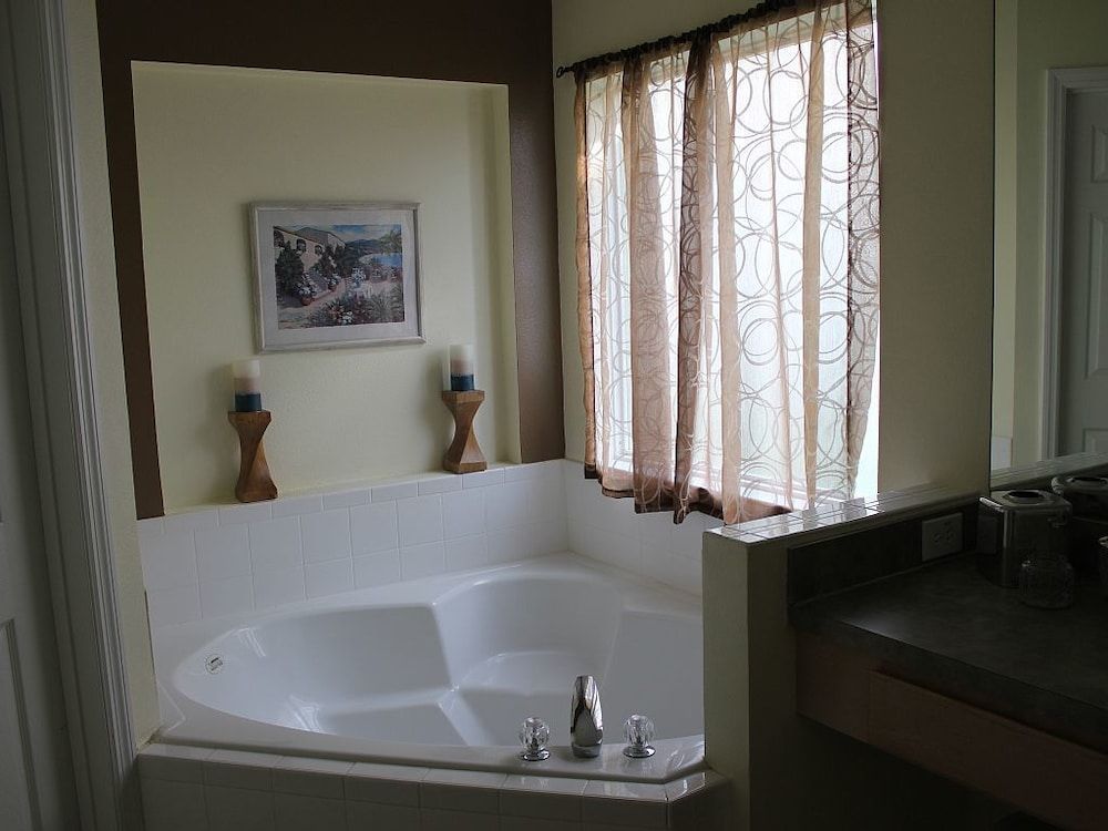 Ov3173 - Emerald Island - 4 Bed 3 Baths Townhome Family Villa, Balcony, Garden Area 5