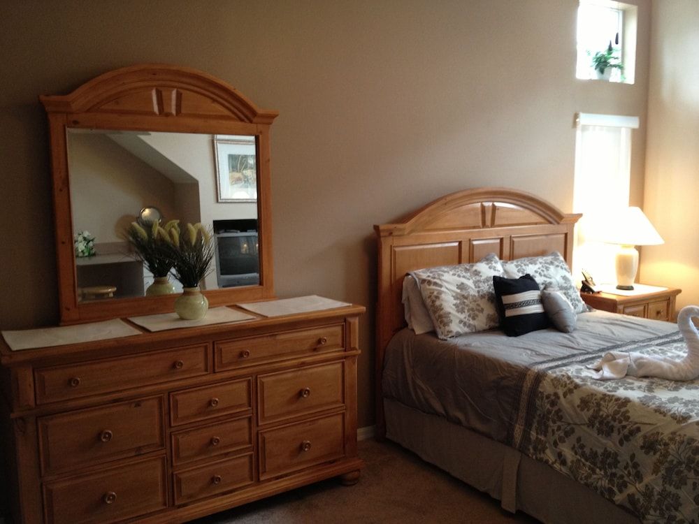 Ov1484 - Emerald Island - 4 Bed 3.5 Baths Townhome Family Villa, Balcony, Garden Area 5