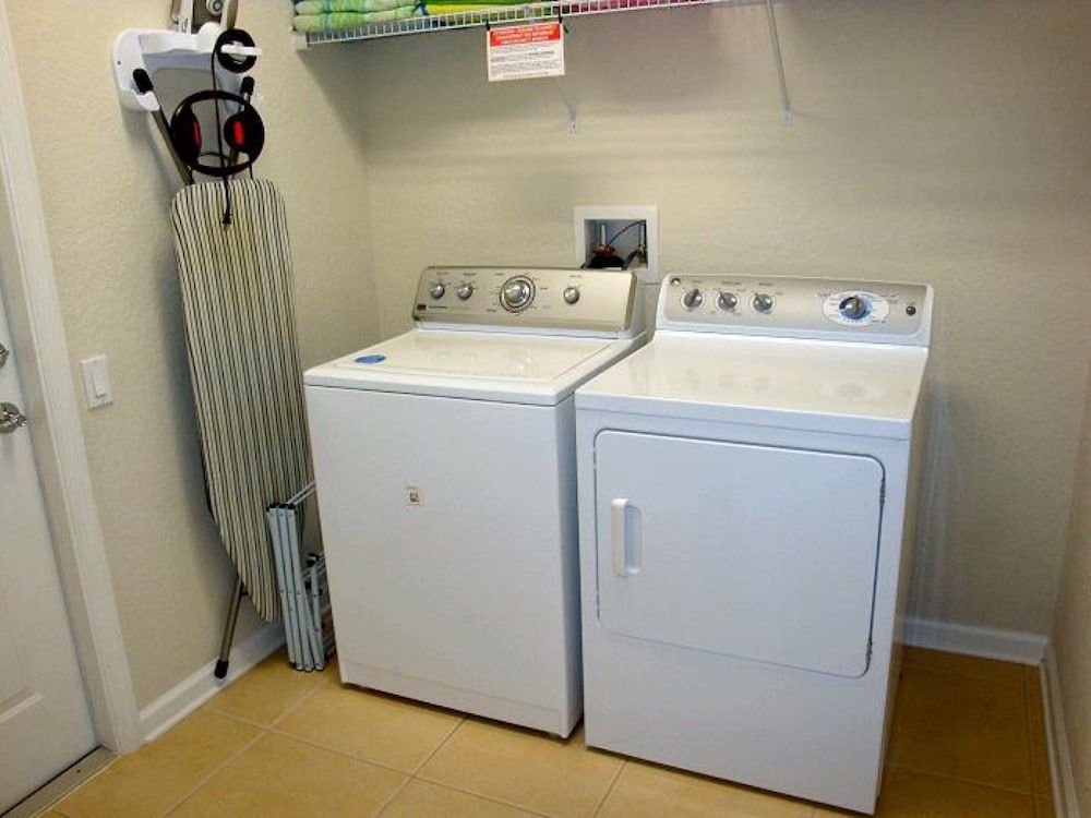 6BR 4BA Home in Windsor Hills by CV-2564 Villa, 6 Bedrooms, Private Pool 36