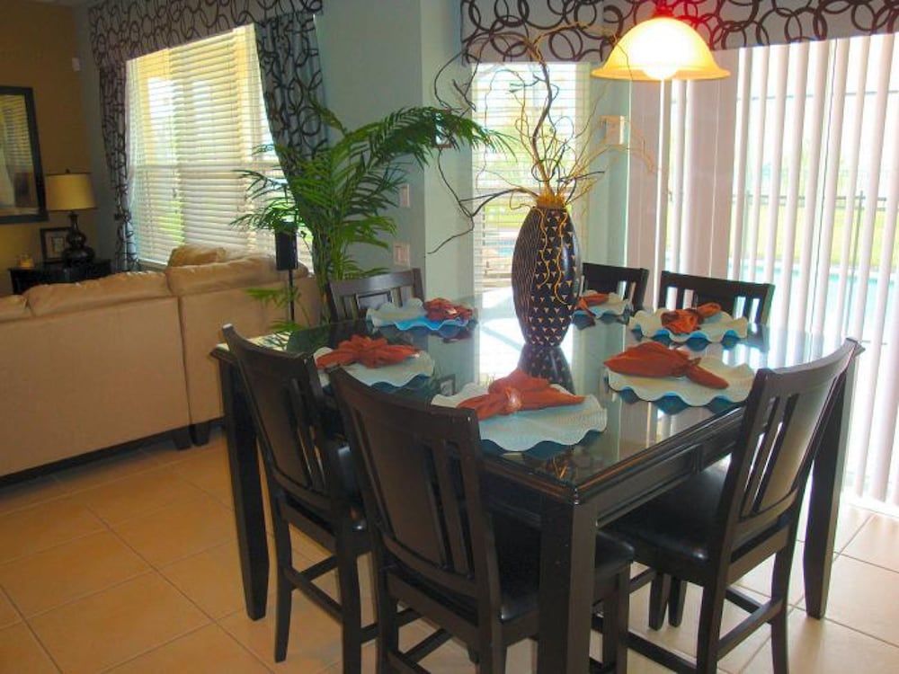 6BR 4BA Home in Windsor Hills by CV-2564 Villa, 6 Bedrooms, Private Pool 17