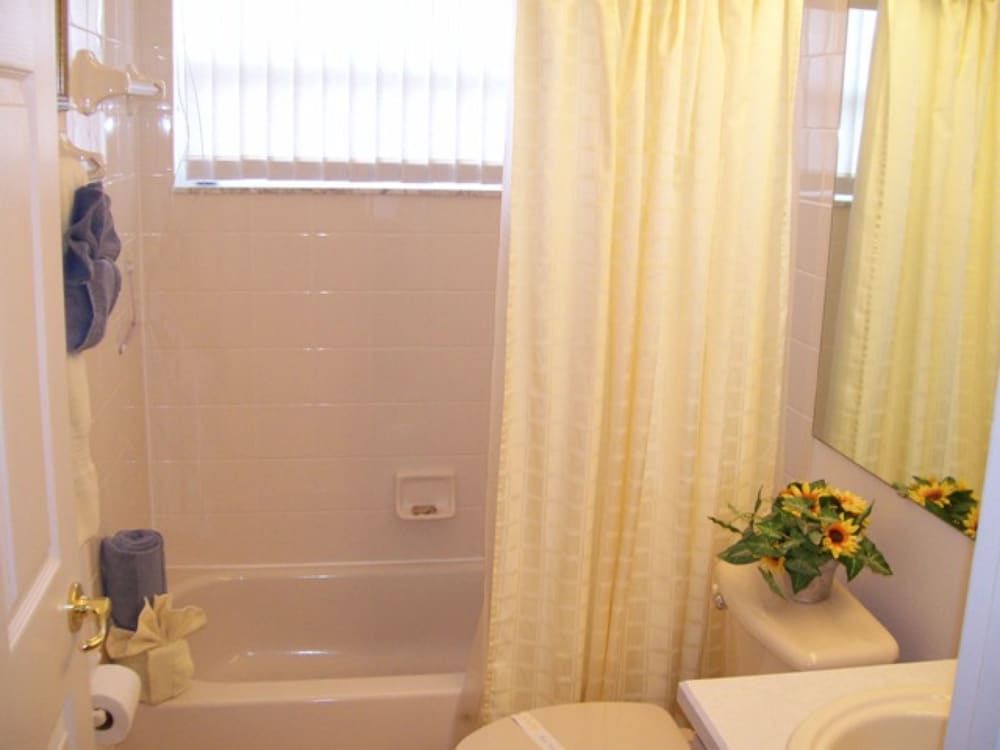 4BR 3BA Home in Indian Creek by CV-2653 House, 3 Bedrooms, Private Pool 16