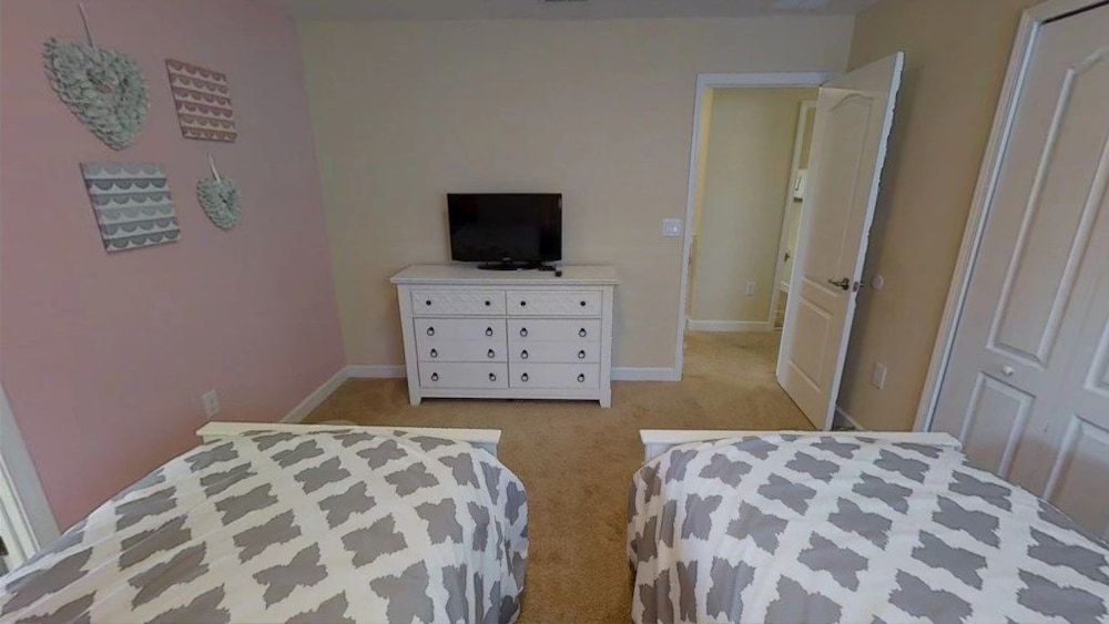 Aco240235 - Champions Gate Resort - 6 Bed 6 Baths Hotel Family Townhome, Hot Tub, Garden Area 9