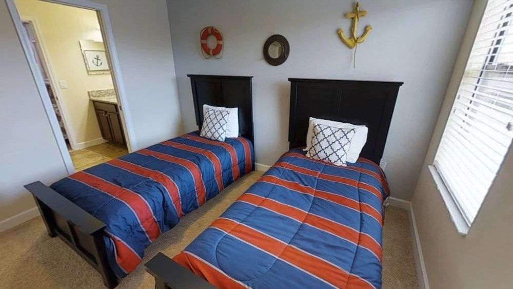 Aco240235 - Champions Gate Resort - 6 Bed 6 Baths Hotel Family Townhome, Hot Tub, Garden Area 15