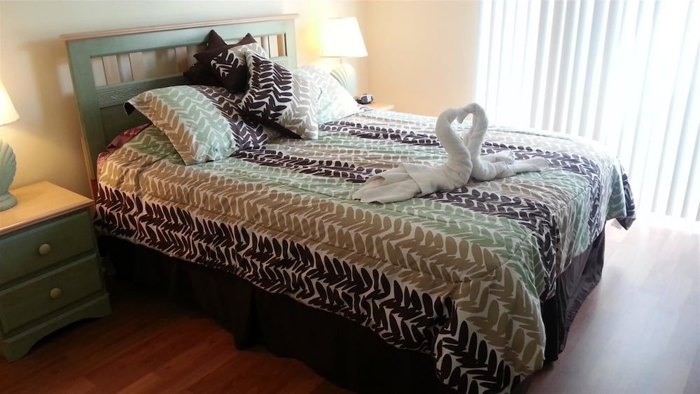 Ov1992 - Emerald Island - 3 Bed 2.5 Baths Townhome Family Villa, Balcony, Garden Area 3