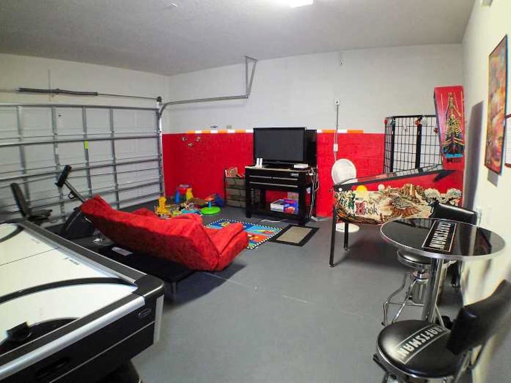 6BR 4BA Home in Windsor Hills by CV-2537 Villa, 6 Bedrooms, Private Pool 43