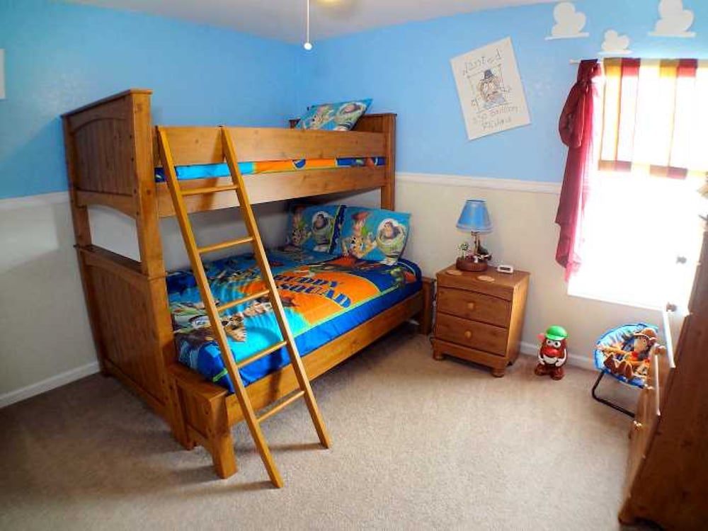 6BR 4BA Home in Windsor Hills by CV-2537 Villa, 6 Bedrooms, Private Pool 8