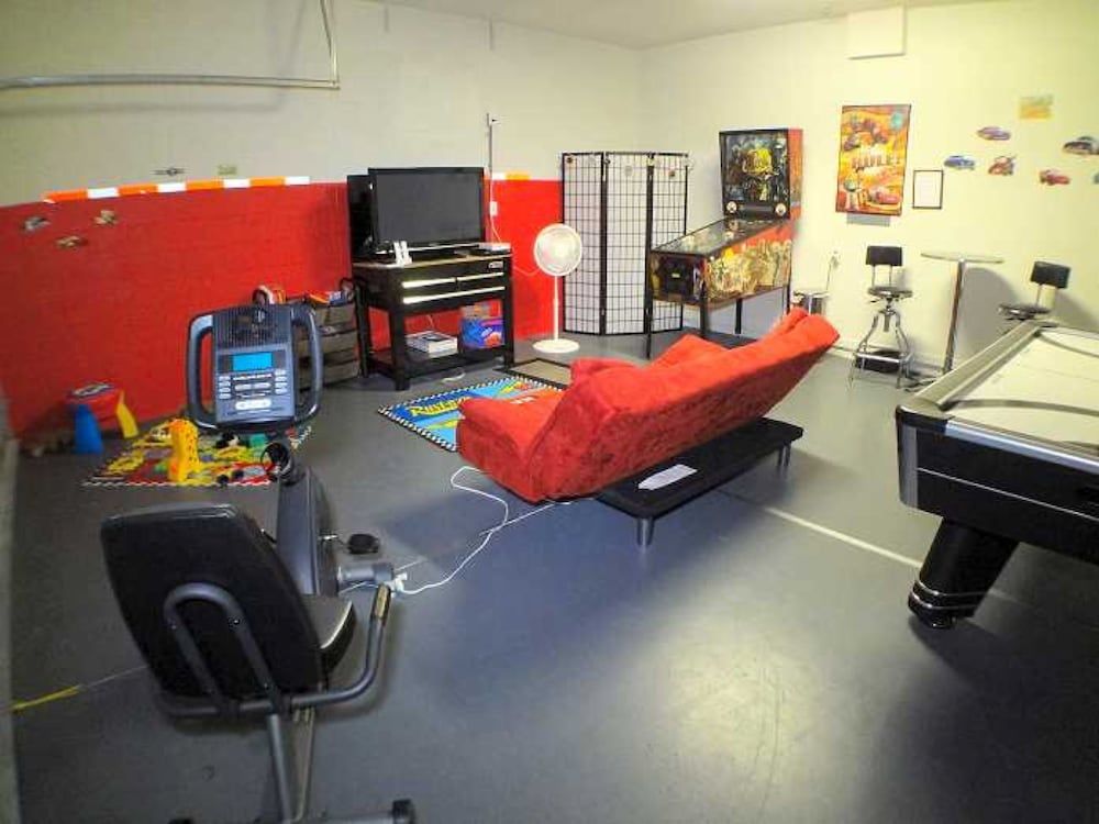 6BR 4BA Home in Windsor Hills by CV-2537 Villa, 6 Bedrooms, Private Pool 42