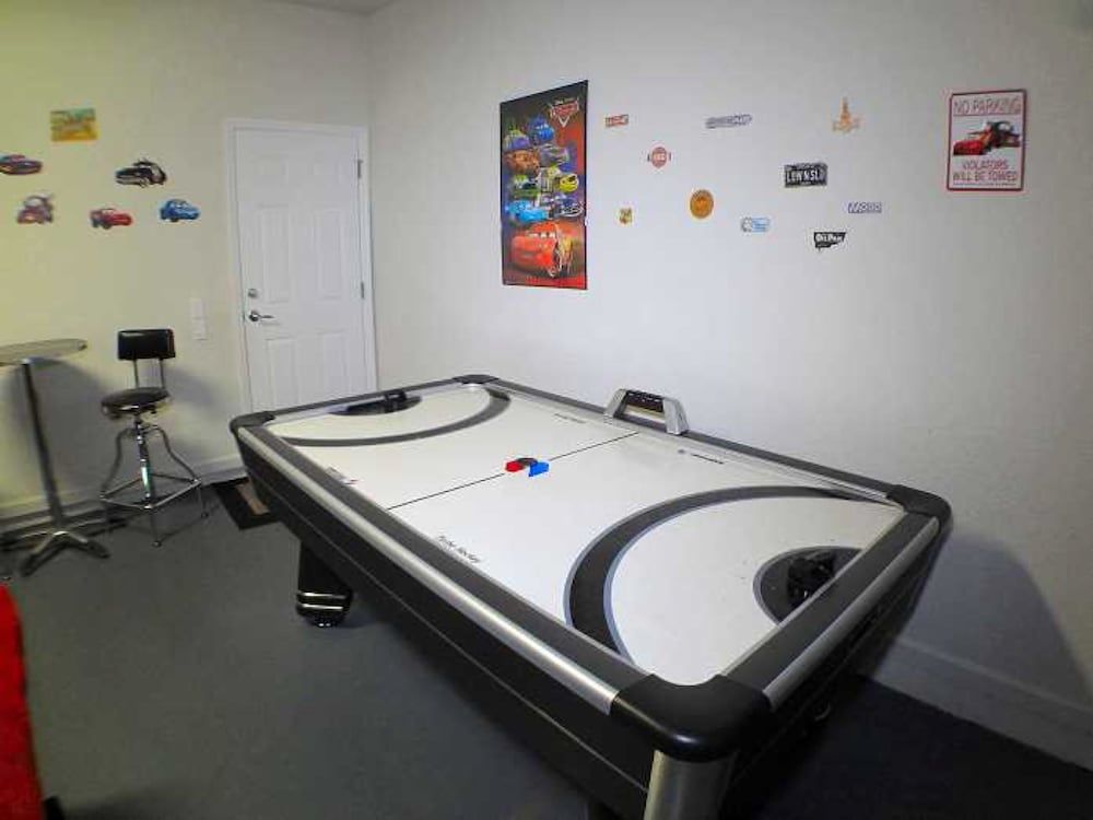 6BR 4BA Home in Windsor Hills by CV-2537 Villa, 6 Bedrooms, Private Pool 44