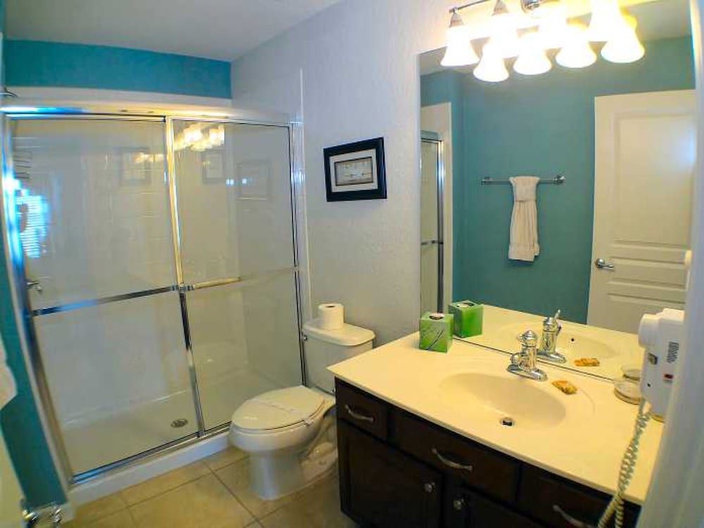 6BR 4BA Home in Windsor Hills by CV-2537 Villa, 6 Bedrooms, Private Pool 48