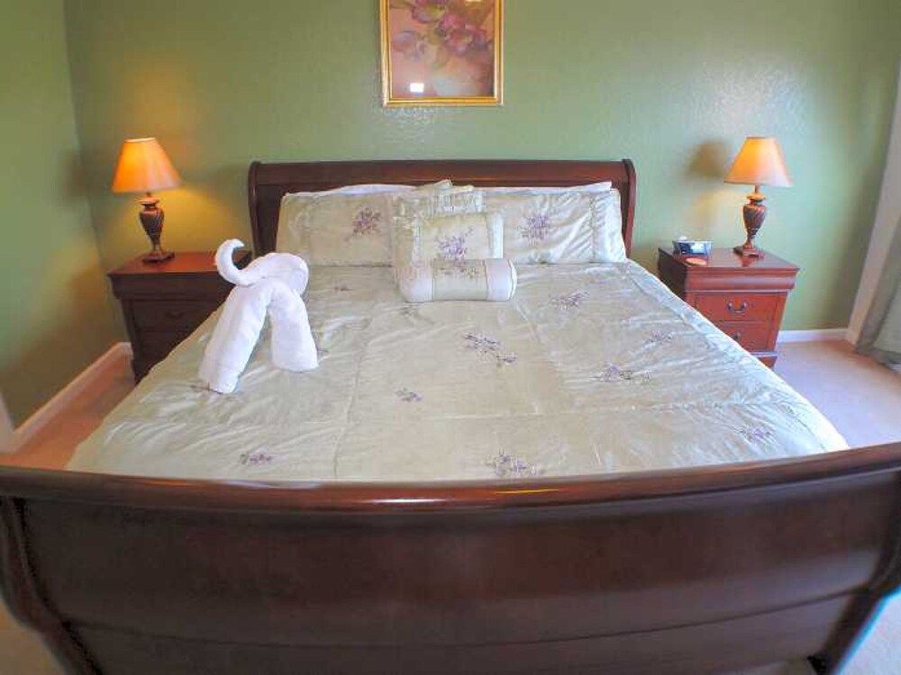 6BR 4BA Home in Windsor Hills by CV-2537 Villa, 6 Bedrooms, Private Pool 14