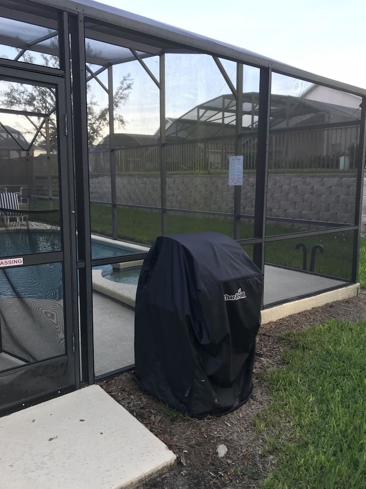 undefined 4BR 3BA Home in Emerald Island Resort by CV-8540 4