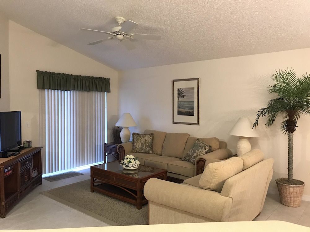 undefined 4BR 3BA Home in Emerald Island Resort by CV-8540 9