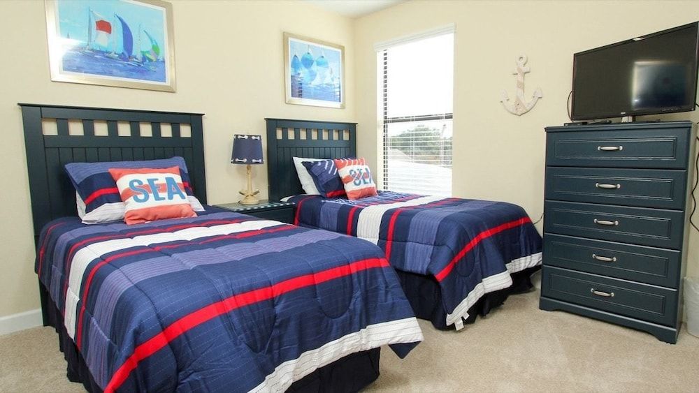 Family Townhome, Hot Tub, Garden Area